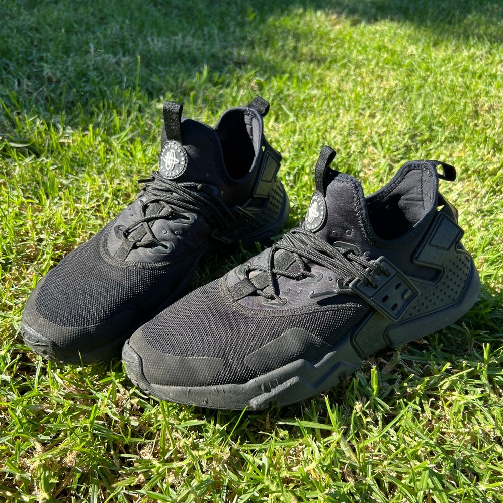 Nike Air Huarache Drift (Black) | Size 10